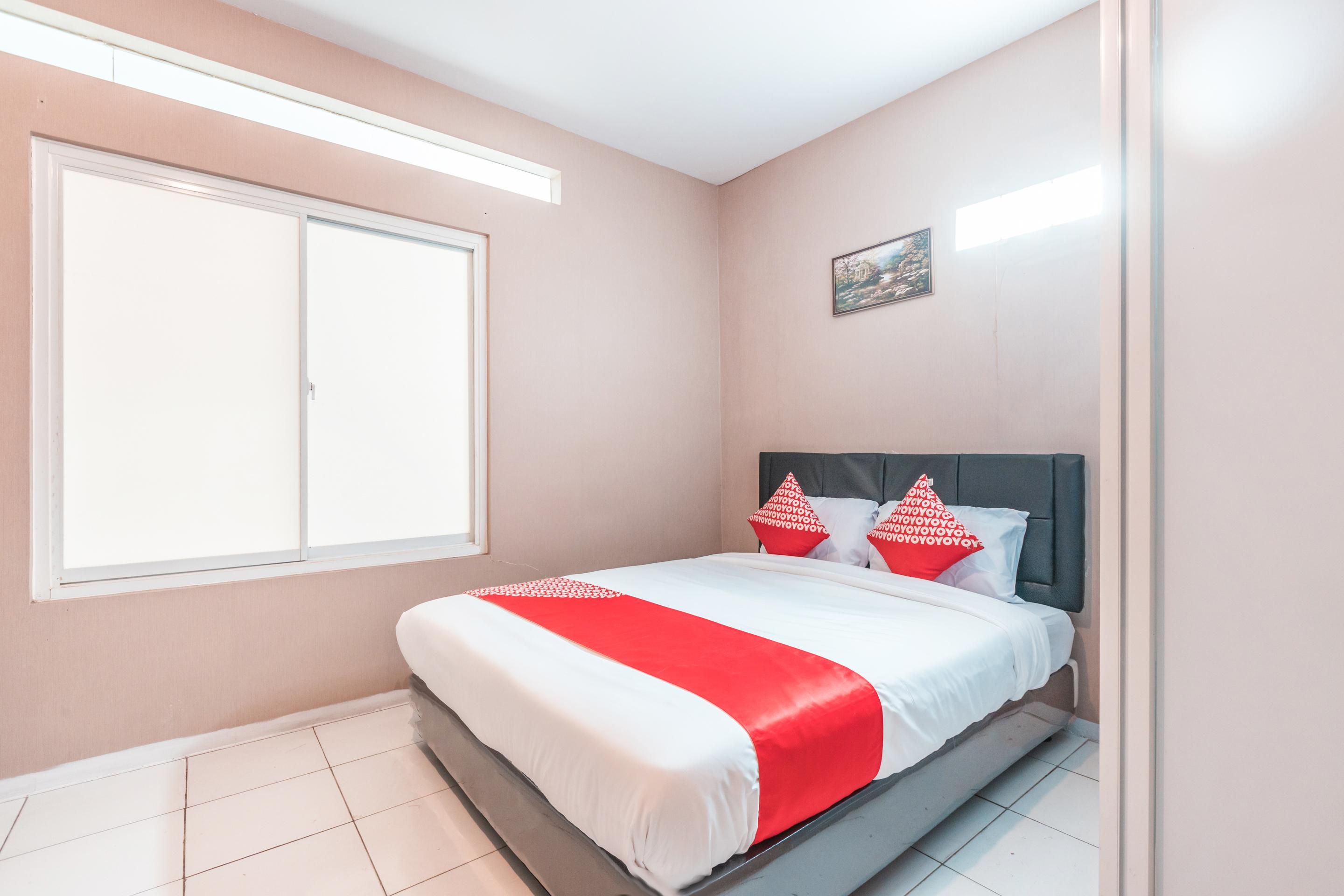 J&B Rooms Pramuka Jakarta Mitra Reddoorz Bagian luar foto