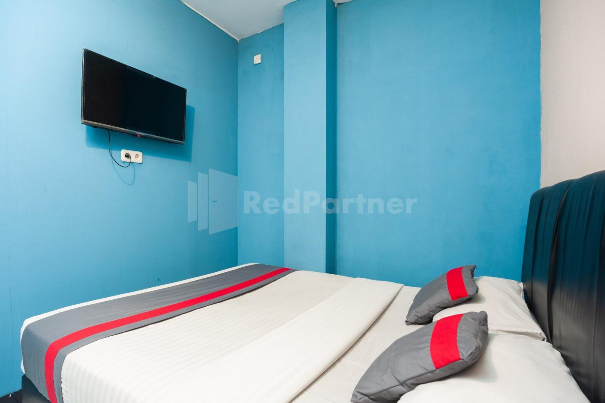 J&B Rooms Pramuka Jakarta Mitra Reddoorz Bagian luar foto