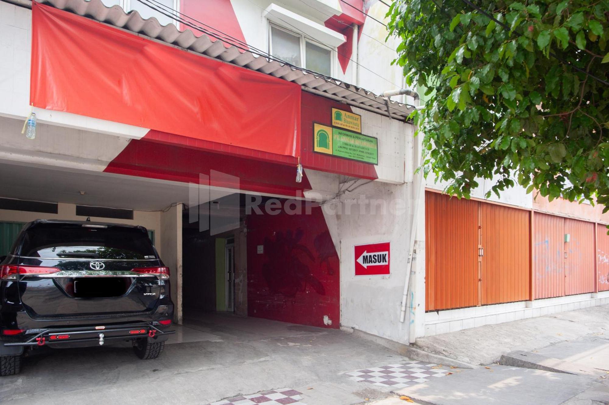 J&B Rooms Pramuka Jakarta Mitra Reddoorz Bagian luar foto